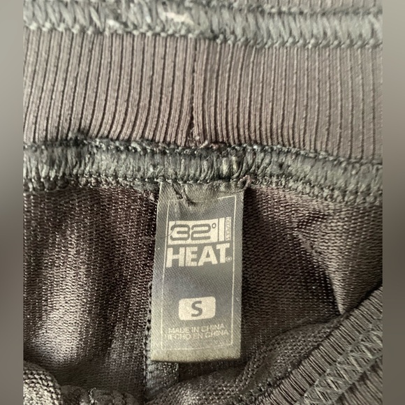 32degrees Heat woman’s black joggers - Picture 4 of 4